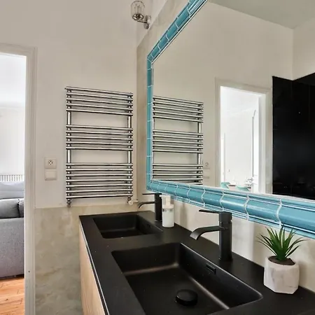 Arc De Triomphe Superbe Free Netflix Apartmán Paříž