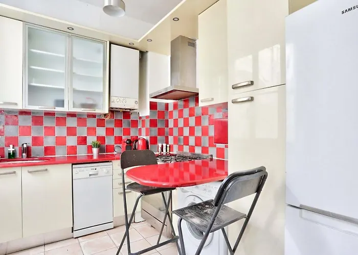 Apartment Arc De Triomphe Superbe Free Netflix